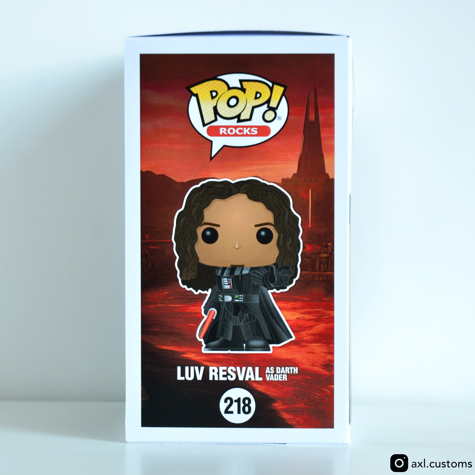 Side Shot Étoile Noire - Luv Resval (Dark Vador) Custom Funko Pop